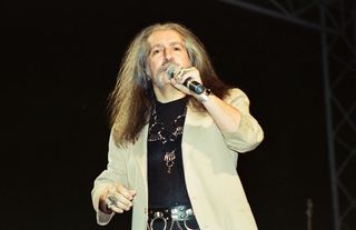 Belçika'ya Barış Manço'nun anıtı dikilecek