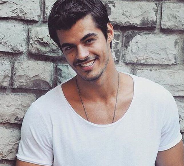 Berk Atan yeni bir aşka mı yelken açtı?