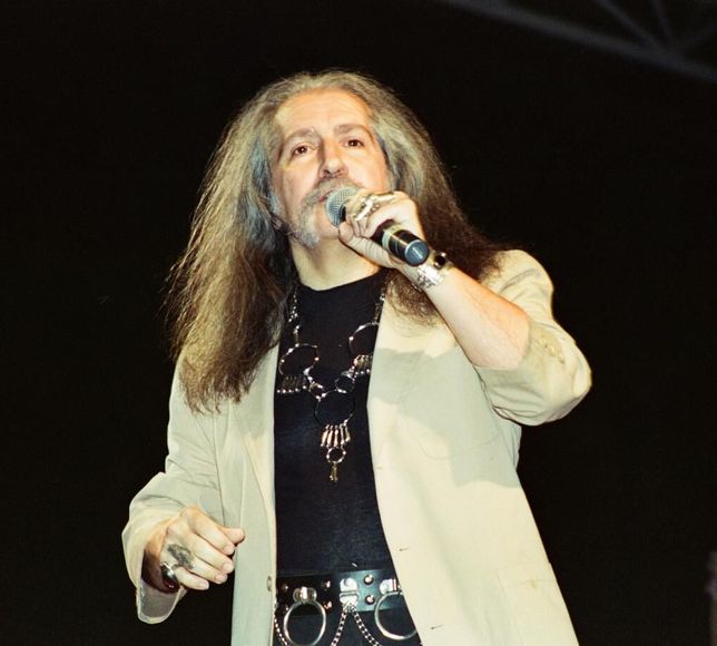 Hangi Ülkeye Barış Manço'nun anıtı dikilecek?